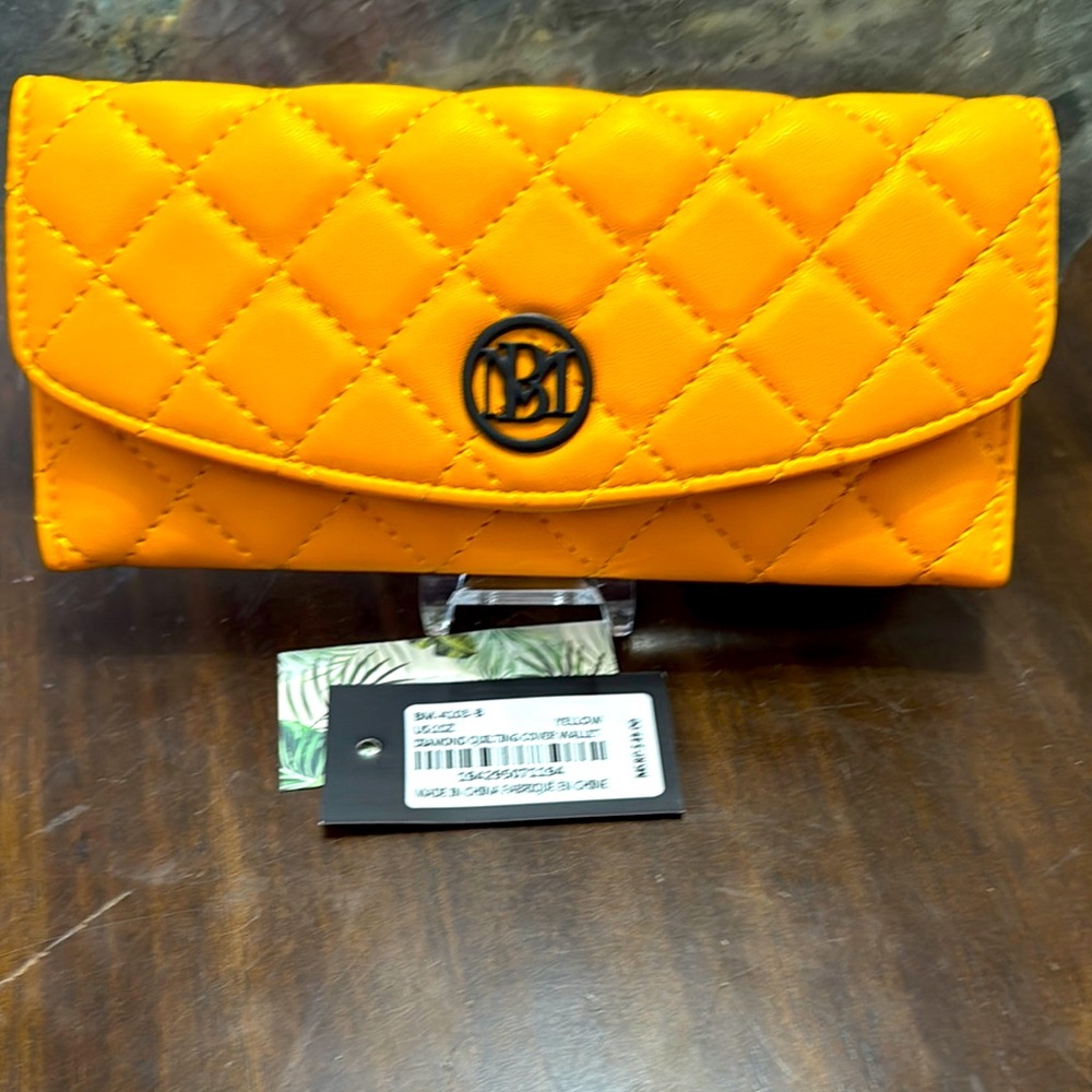 Badgley Mischka Orange Quilted Wallet New with Tags